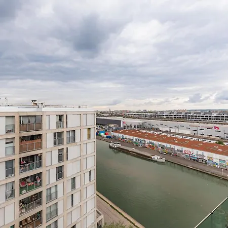 Apartment Magnifique Paris, Bord Du Canal