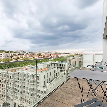 Magnifique Paris, Bord Du Canal